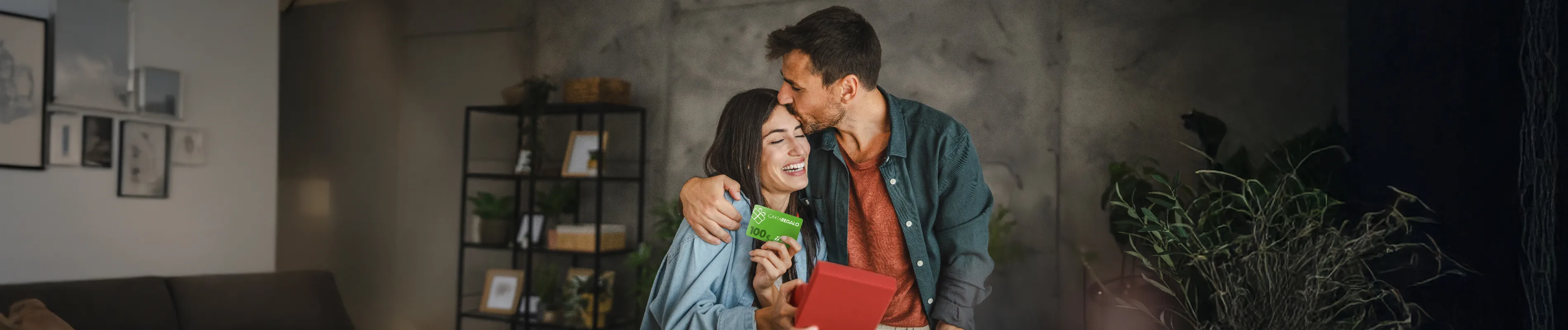 Regala l'emozione di un viaggio con Carta Regalo