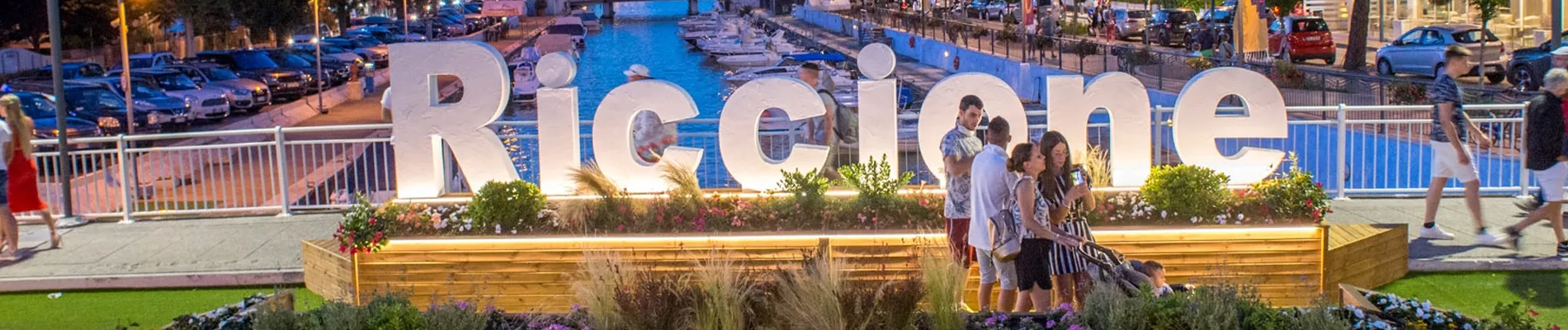 Raggiungi Riccione in treno